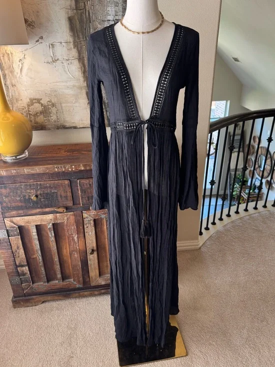 NWOT Aakaa Black Women's Swim Cover-Up Maxi Dress- size M - Picture 3 of 13